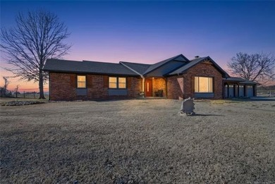 (private lake, pond, creek) Home For Sale in Muskogee Oklahoma