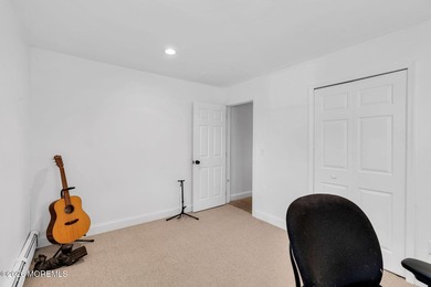 Welcome to this beautiful mother/daughter home in the heart of - photo 22
