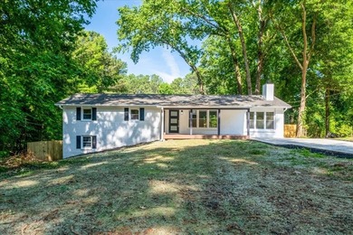 Lake Acworth Home Active Under Contract in Kennesaw Georgia