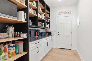 Stunningly renovated ranch on a prime golf course lot on the - photo 39