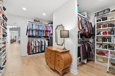 Stunningly renovated ranch on a prime golf course lot on the - photo 45