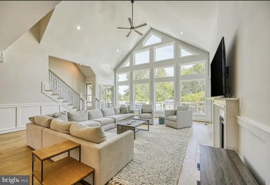 *** TO BE BUILT NEW CONSTRUCTION***Exceptional Water View Custom - photo 8