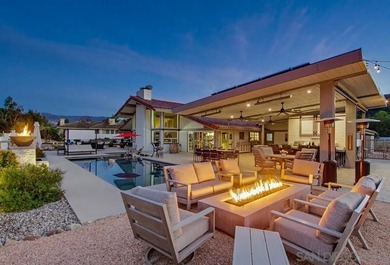 Newly Priced & Ready to Impress! This breathtaking remodeled - photo 2