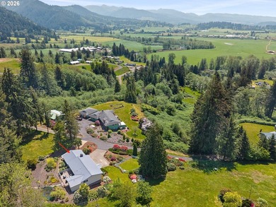 Stunning Valley Views & Coastal Convenience. This immaculate - photo 8