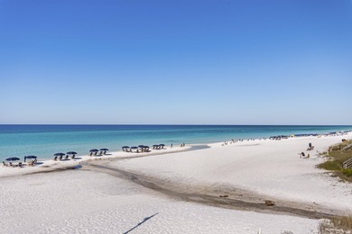 This adorable 3 bedroom, 2 bathroom condo at Seagrove Highlands - photo 7