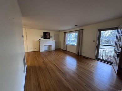 New photos! Welcome to this charming 3-bedroom, 1.5-bath ranch - photo 5