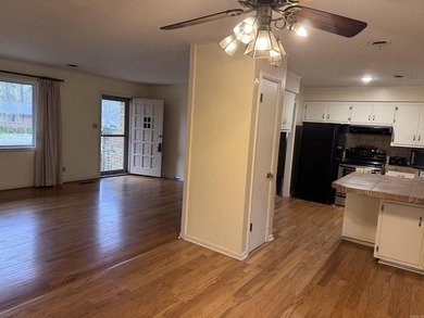 New photos! Welcome to this charming 3-bedroom, 1.5-bath ranch - photo 6