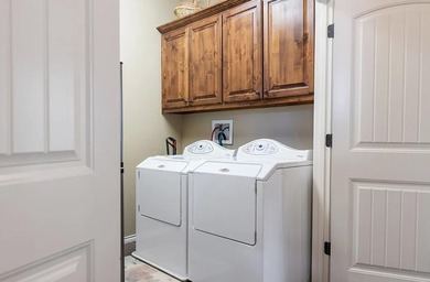 Step into a pristine, sparkling home that says *welcome* with - photo 18