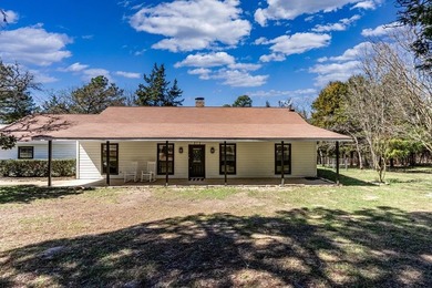 Peaceful country living on 5 beautiful acres in a private - photo 1