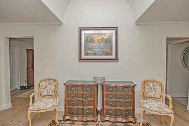 Welcome home to this beautifully updated ranch-style residence - photo 4
