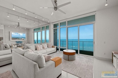 Fully Renovated 27th-Floor Beachfront Luxury Residence. This - photo 3