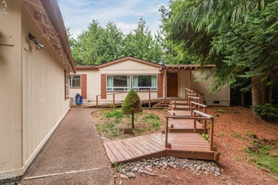 Priced to Sell! Here is an opportunity to enjoy this spacious