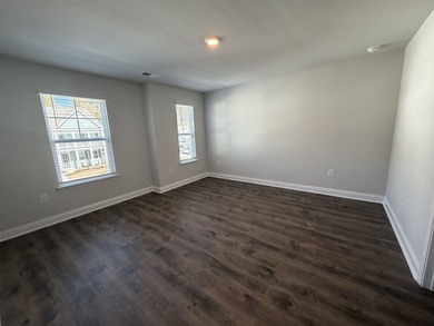This home in the gated neighborhood of Waterbridge is brand new - photo 9