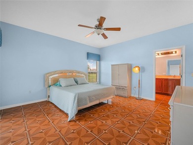 A 55+ resort style, guarded and gated community, plus incredible - photo 13
