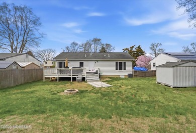 Welcome home to this charming 3-bedroom, move-in ready ranch - photo 15