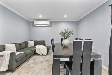 Beautifully Remodeled Home Near Trails and the Coast! Step - photo 18