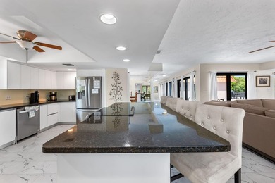 Gulf Views with lots of living indoors and out! Looking for a - photo 18