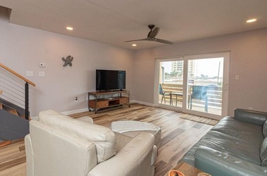 Turnkey Beachside Investment Opportunity - Two Units for the - photo 10