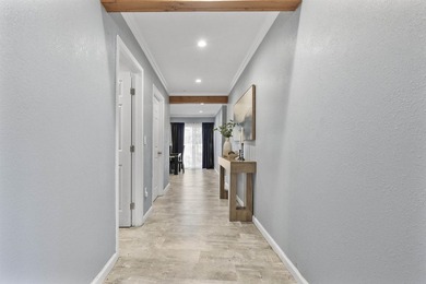 Beautifully Remodeled Home Near Trails and the Coast! Step - photo 22
