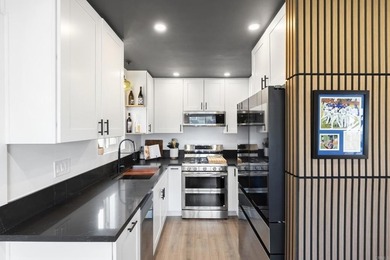 Fully Remodeled Coastal Townhome Just Minutes from the Beach! - photo 5