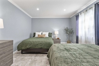 Beautifully Remodeled Home Near Trails and the Coast! Step - photo 26