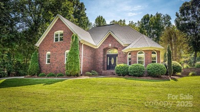 Lake Norman Home Active Under Contract in Mooresville North Carolina