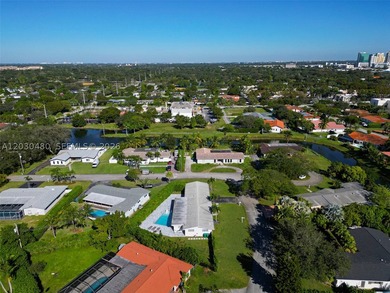 Welcome to this beautifully updated 4-bedroom, 3-bathroom home - photo 33