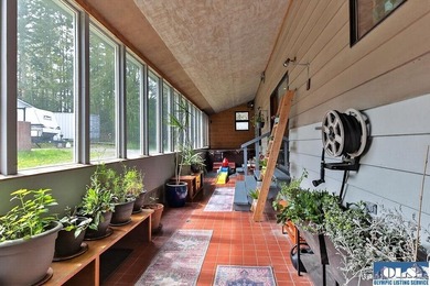 Welcome to your private Olympic Peninsula retreat. Set on 7.87 - photo 38