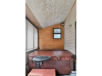 Welcome to your private Olympic Peninsula retreat. Set on 7.87 - photo 39