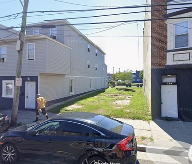 Very inexpensive peice of land right near City Hall, Public - photo 1