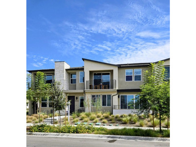 Your chance to live in a professionally decorated former Model - photo 2