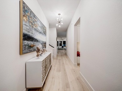Amazing opportunity to purchase this furnished model home with - photo 4