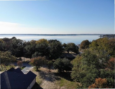 Lake Lot For Sale in Gun Barrel City, Texas