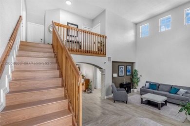 Stunning home in Royal Lakes in Miami Lakes. The home features - photo 6