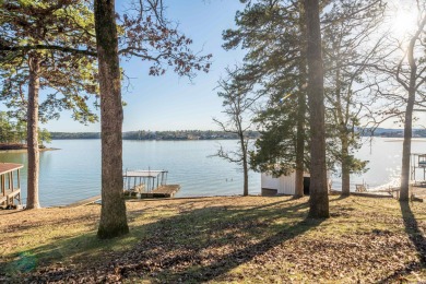 Lake Hamilton Home For Sale in Hot Springs Arkansas