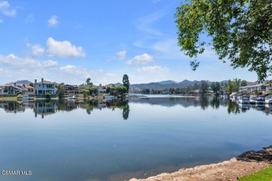 Lake Townhome/Townhouse For Sale in Westlake Village, California
