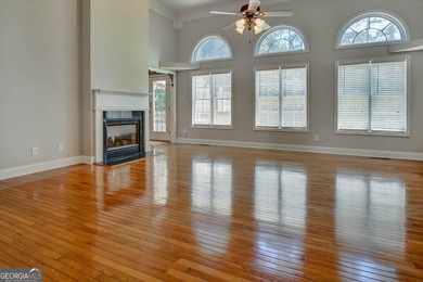 MOVE-IN READY 4350 sq Ft +/- WATERFRONT - 6 BDRM / 3.5 BATH - 3 - photo 4