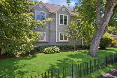 Welcome Home to the Heart of the HBCA Beach Community! Warm - photo 4