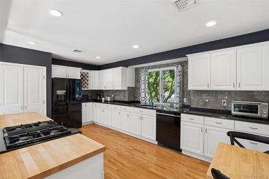 Welcome Home to the Heart of the HBCA Beach Community! Warm - photo 10