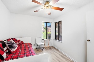 Much desired 2 bedroom /2 bath condo all on ground level located - photo 14