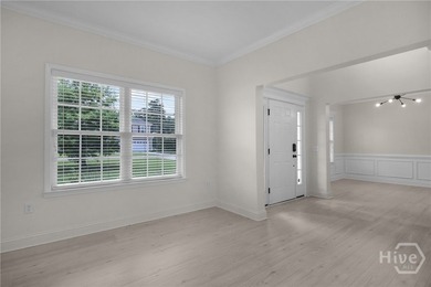 Welcome to 180 Kerry Drive, where space, privacy and modern - photo 15