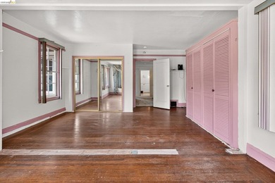 Welcome to this beautiful neighborhood, renowned for its - photo 25
