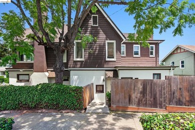 Welcome to this beautiful neighborhood, renowned for its - photo 35