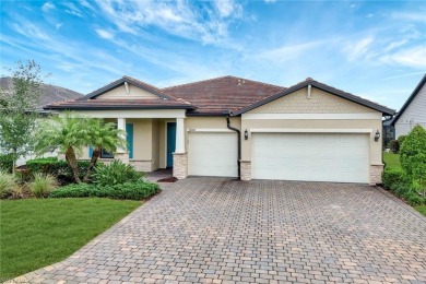 Lake Home For Sale in Fort Myers, Florida