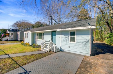 Wonderfully remodeled home with upgraded everything, on a rare - photo 3