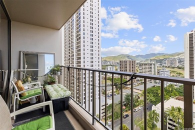 Come take a look at this amazing Waikiki Sunset Unit! It has 1 - photo 9