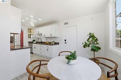 Welcome to a beautifully refreshed home that combines comfort - photo 11