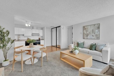 Call listing agent Tracy Guerrero for your private - photo 3