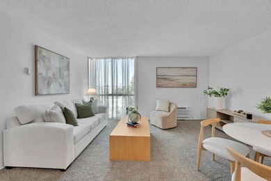 Call listing agent Tracy Guerrero for your private - photo 4