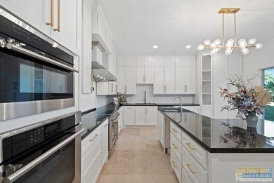 Incredible HOME with lake views on a golf course.Very desirable - photo 7